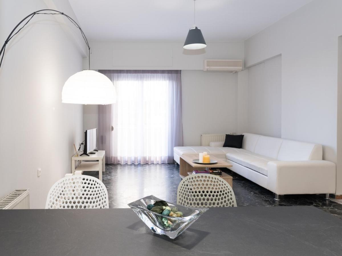 City Center Apartment In Great Location Iraklion Buitenkant foto