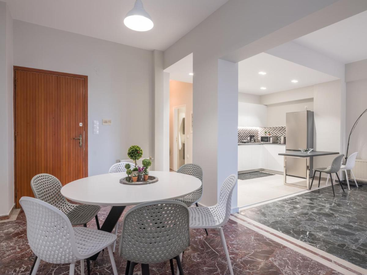 City Center Apartment In Great Location Iraklion Buitenkant foto