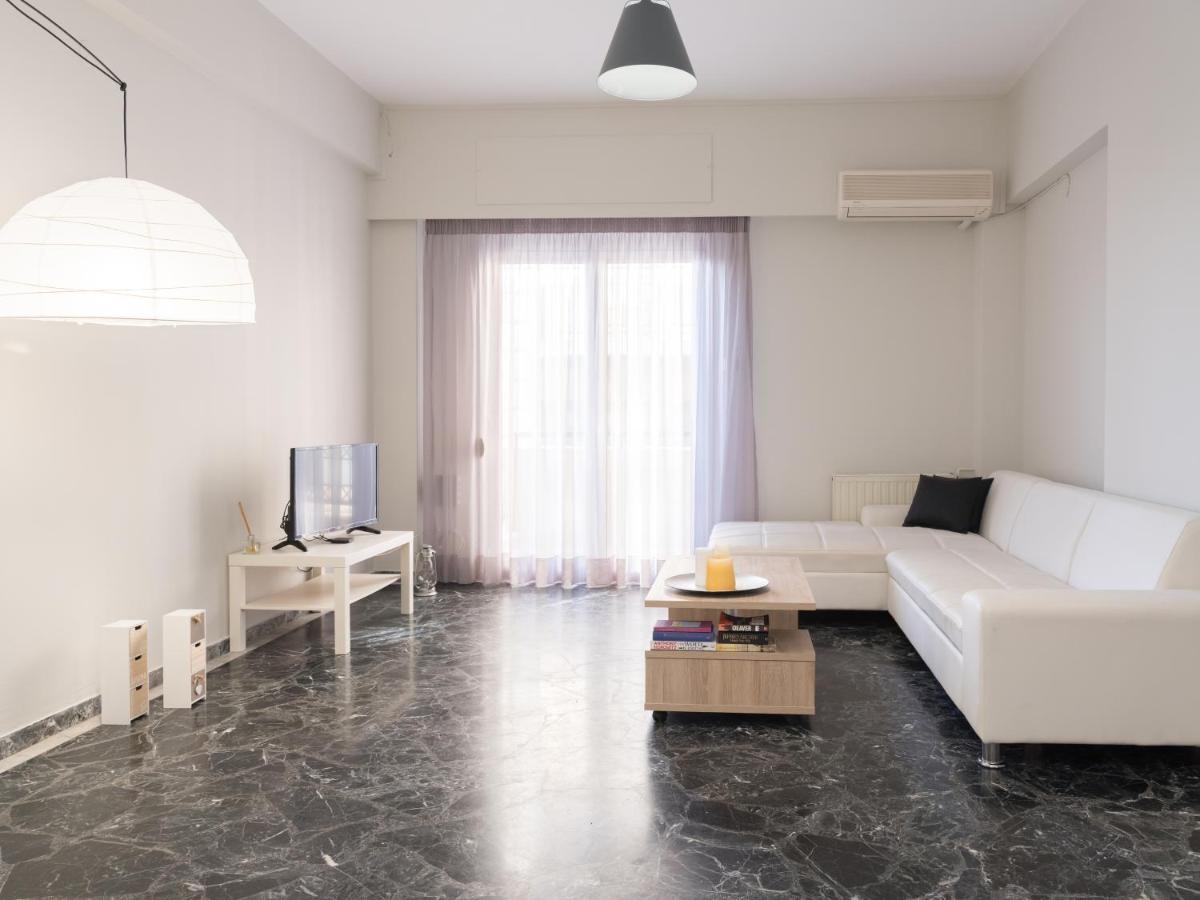 City Center Apartment In Great Location Iraklion Buitenkant foto