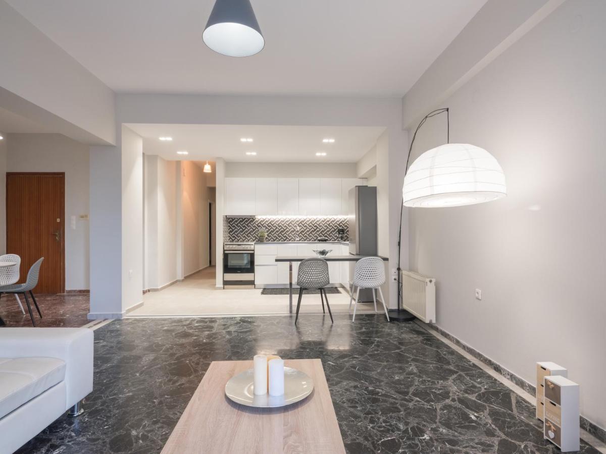 City Center Apartment In Great Location Iraklion Buitenkant foto